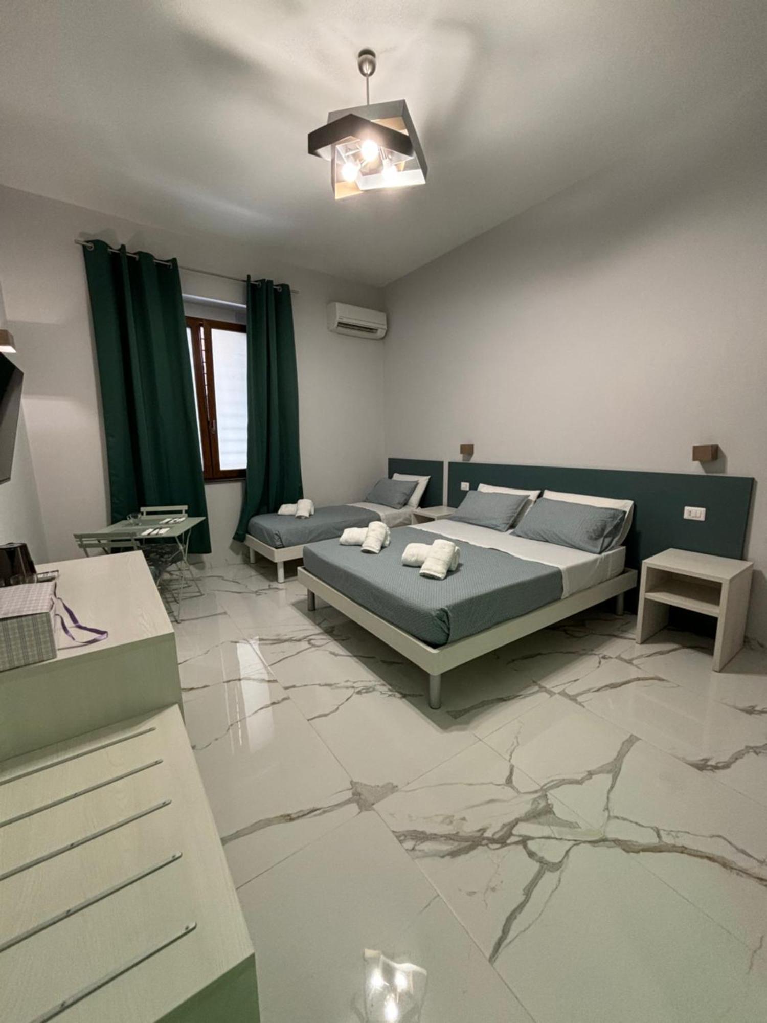 B&B Cadifra Portapiccola 나폴리 외부 사진